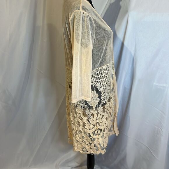 FORGOTTEN GRACE Sheer Lace Kimono Coverup Size M - Picture 3 of 8
